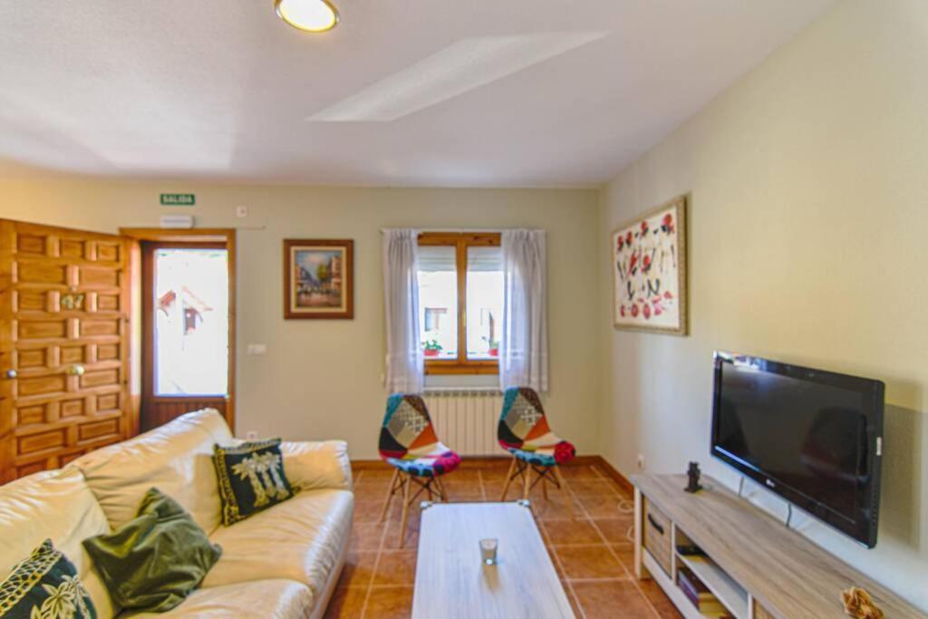 Nuevo - Comodo Y Coqueto Chalet Con Jardin En Argoños Esterno foto