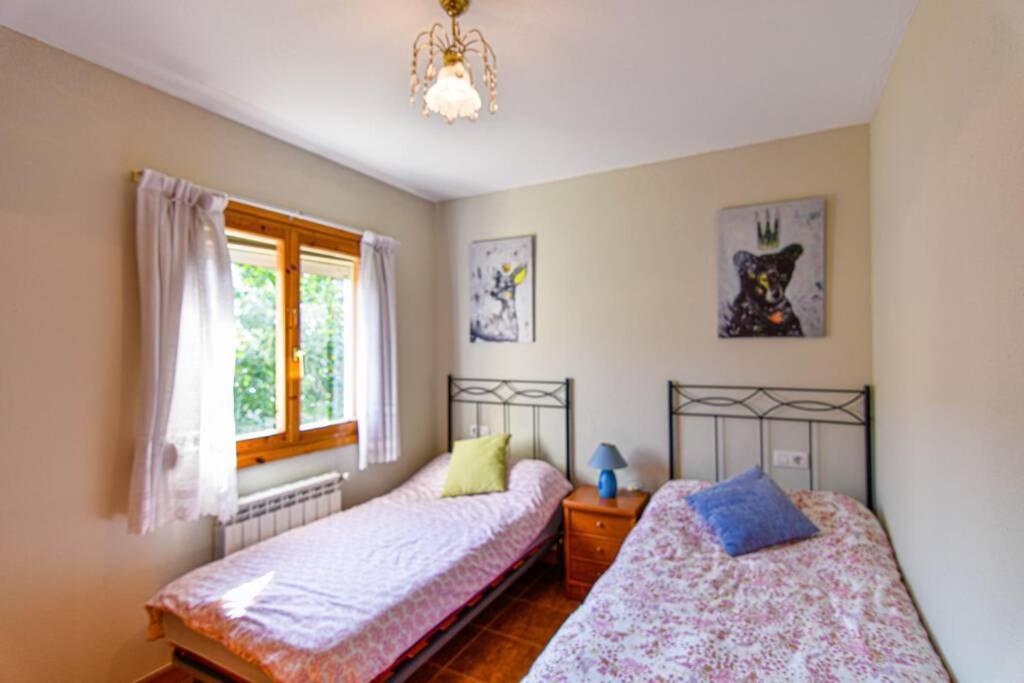 Nuevo - Comodo Y Coqueto Chalet Con Jardin En Argoños Esterno foto